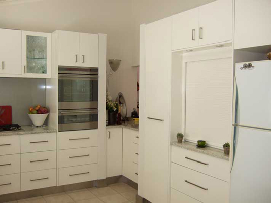 Complete kitchen