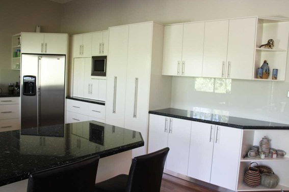 Complete kitchen